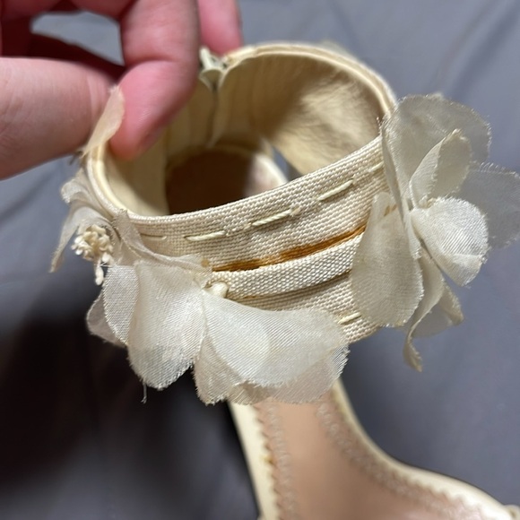 Chloé Spring 2010 Ready to Wear Vintage Lace Kitten Heel Size 35/5 - Picture 13 of 16